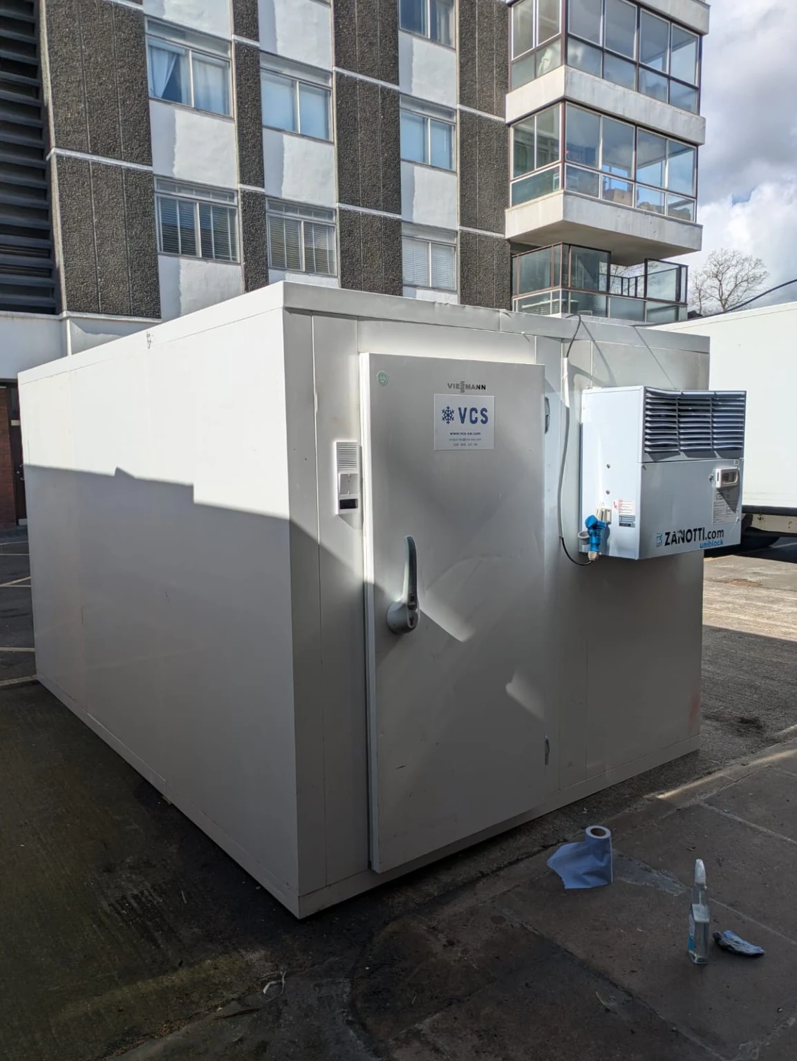 A VCS modular cold room installed for a London catering team